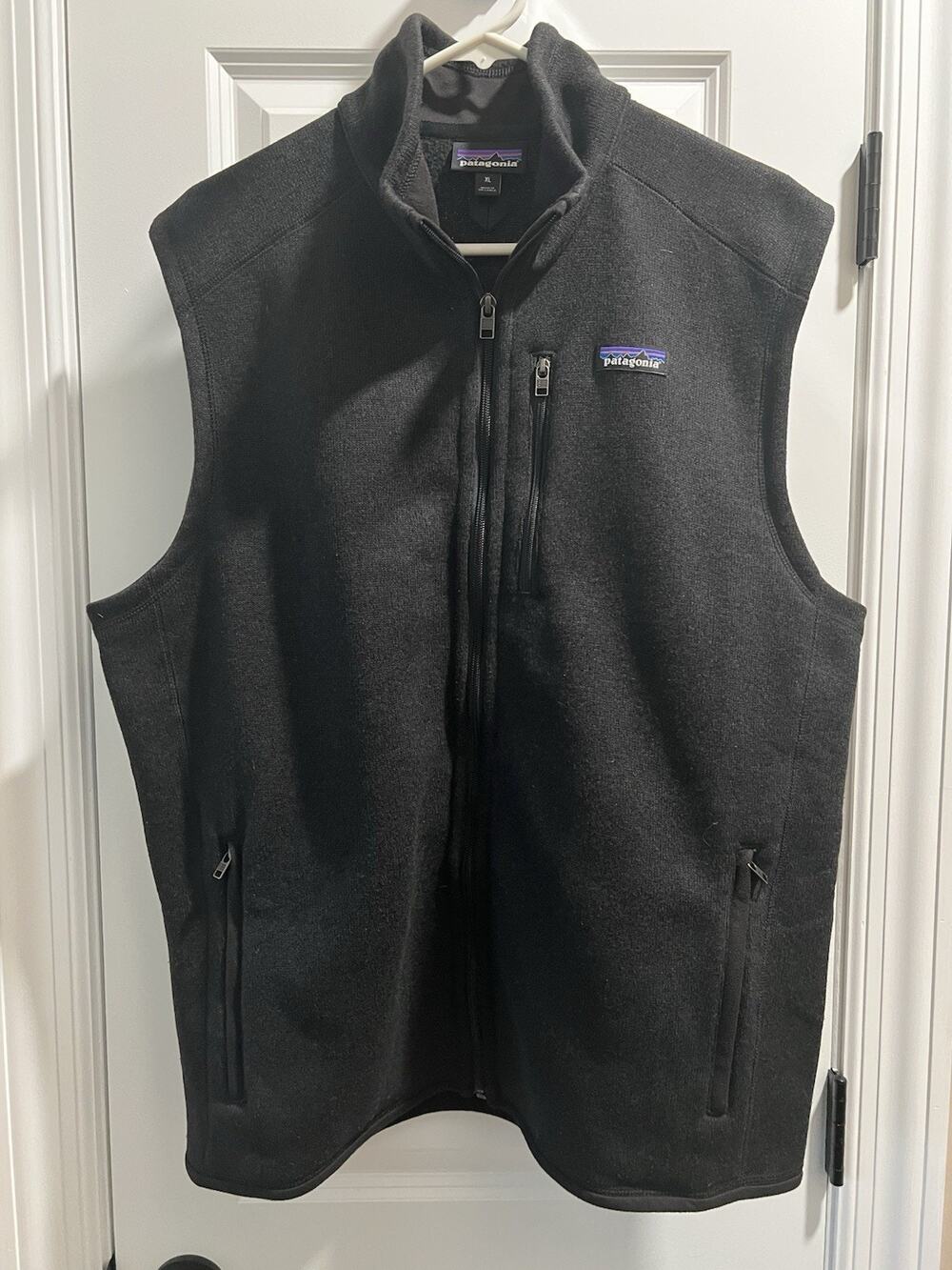Patagonia Black Fleece Vest - Classic Zip Front XL
